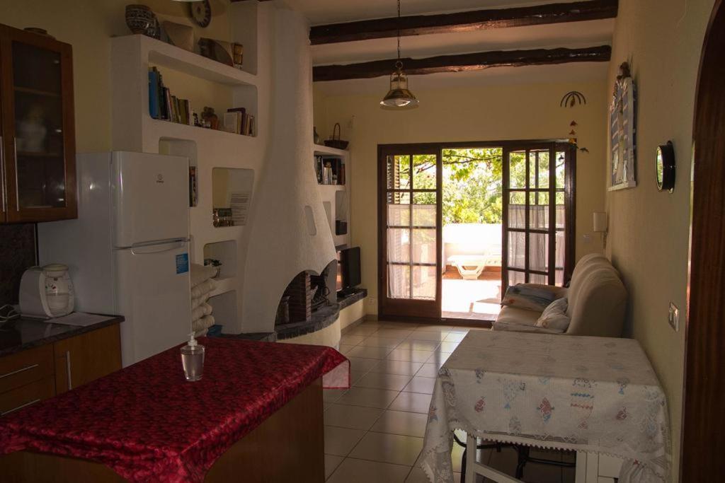 Casita Blanca Con Fibra Optica Y Piscina Cominutaria Villa Tossa de Mar Buitenkant foto